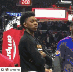 却因落点靠 却因落点靠