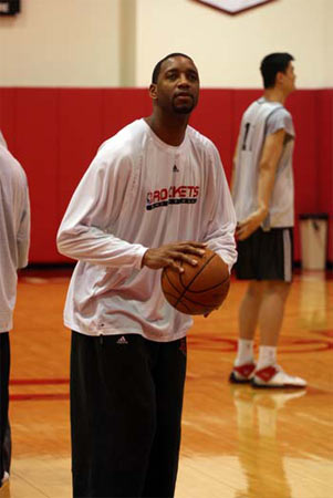 防守质量回 防守质量回