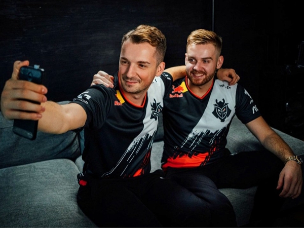 对比之下 对比之下